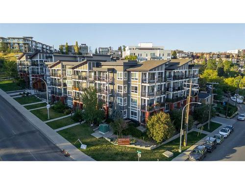 229-510 Edmonton Trail Ne, Calgary, AB - Outdoor