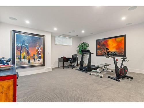 2142 28 Avenue Sw, Calgary, AB - Indoor Photo Showing Gym Room