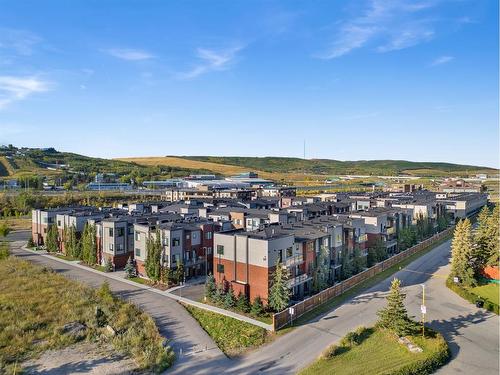 616 Greenbriar Common Nw, Calgary, AB - Outdoor With View