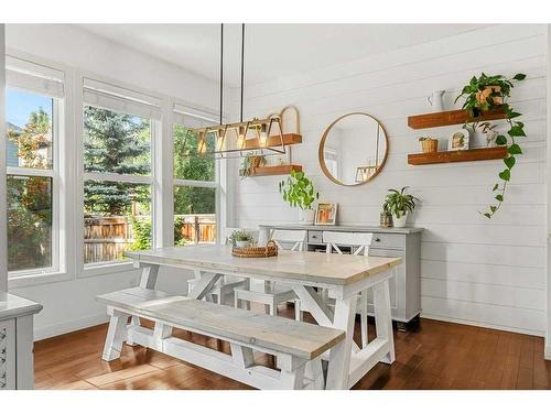 15 Mahogany Point Se, Calgary, AB - Indoor Photo Showing Dining Room