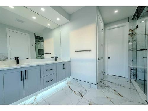 107 Hartford Road Nw, Calgary, AB - Indoor Photo Showing Bathroom