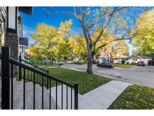 107 Hartford Road Nw, Calgary, AB - Outdoor