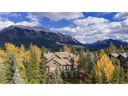 181-10 Walker, Canmore, AB 