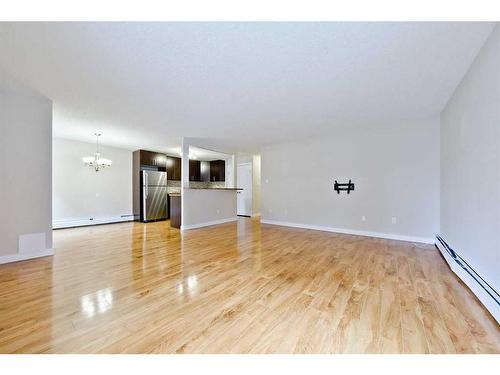 203-616 15 Avenue Sw, Calgary, AB - Indoor