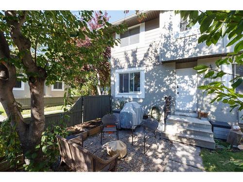 10-4936 Dalton Drive Nw, Calgary, AB - Outdoor