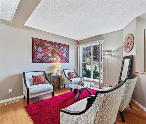 78 Cranston Drive Se, Calgary, AB - Indoor Photo Showing Living Room