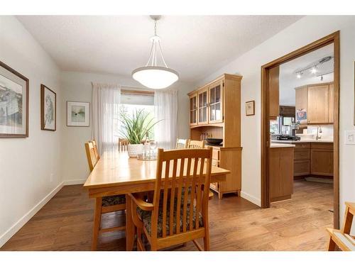 41 Strabane Place Sw, Calgary, AB - Indoor Photo Showing Dining Room