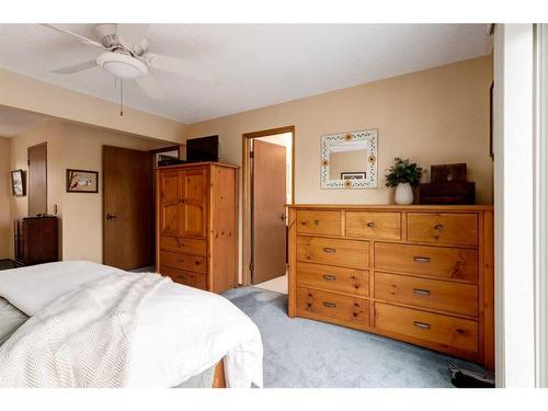 41 Strabane Place Sw, Calgary, AB - Indoor Photo Showing Bedroom