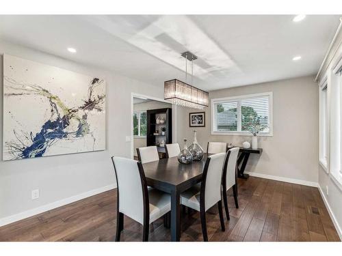 10823 Mapleshire Crescent Se, Calgary, AB - Indoor Photo Showing Dining Room