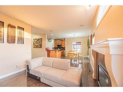 3 Saddleland Crescent Ne, Calgary, AB - Indoor Photo Showing Living Room