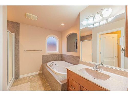 3 Saddleland Crescent Ne, Calgary, AB - Indoor Photo Showing Bathroom