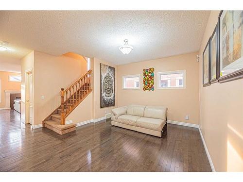 3 Saddleland Crescent Ne, Calgary, AB - Indoor