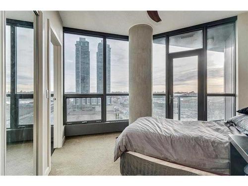 1005-225 11 Avenue Se, Calgary, AB - Indoor Photo Showing Bedroom