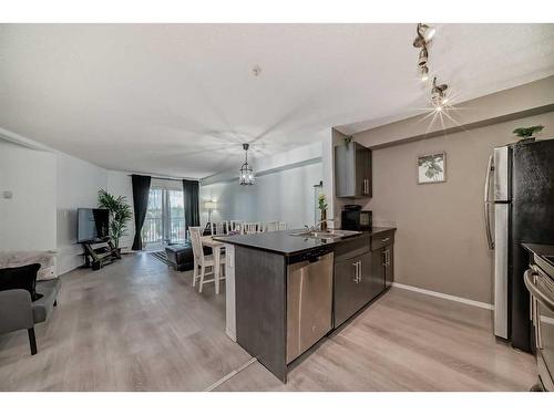 216-5 Saddlestone Way Ne, Calgary, AB - Indoor Photo Showing Kitchen