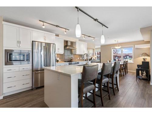 2111-10 Market Boulevard Se, Airdrie, AB - Indoor Photo Showing Kitchen With Stainless Steel Kitchen With Upgraded Kitchen