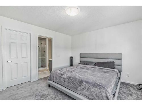 37 Cityspring Common Ne, Calgary, AB - Indoor Photo Showing Bedroom