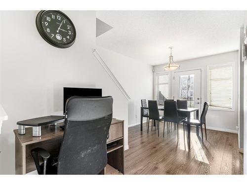 316 Windford Green Sw, Airdrie, AB - Indoor Photo Showing Dining Room