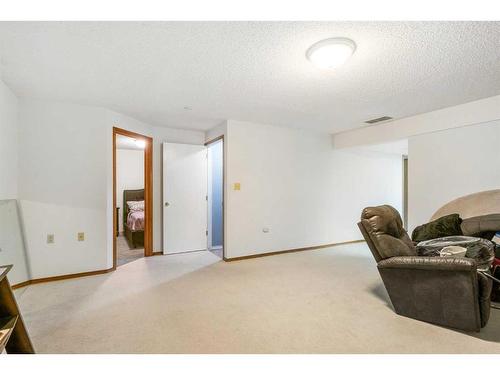 4B Centre Street, Strathmore, AB - Indoor