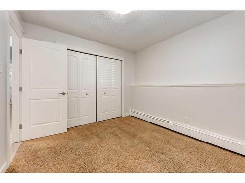 7-605 67 Avenue Sw, Calgary, AB - Indoor Photo Showing Other Room