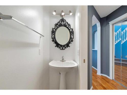 23 River Rock Place Se, Calgary, AB - Indoor Photo Showing Bathroom