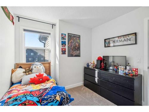 544 Belmont Heath Sw, Calgary, AB - Indoor