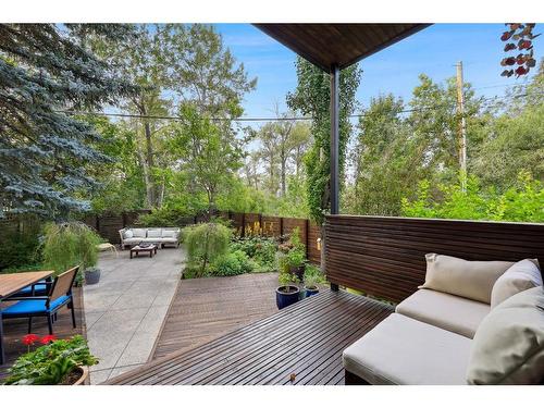 955 Rideau Road Sw, Calgary, AB - Outdoor With Deck Patio Veranda