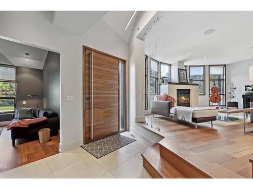 955 Rideau Road Sw, Calgary, AB - Indoor With Fireplace