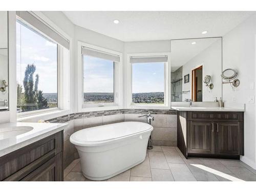 90 Panorama Hills View Nw, Calgary, AB - Indoor Photo Showing Bathroom