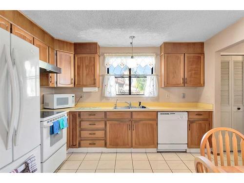 959 Abbeydale Drive Ne, Calgary, AB 