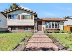 959 Abbeydale Drive NE Calgary, AB T2A 6C8