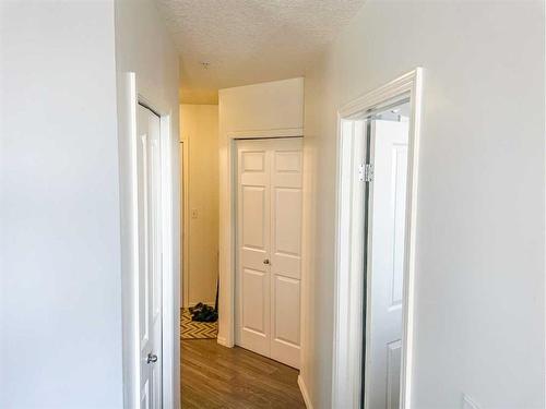 1001-1053 10 Street Sw, Calgary, AB - Indoor Photo Showing Other Room