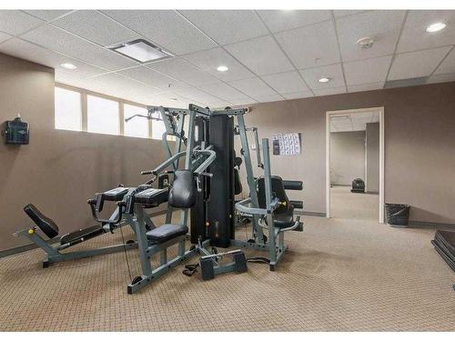 1001-1053 10 Street Sw, Calgary, AB - Indoor Photo Showing Gym Room