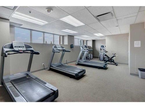 1001-1053 10 Street Sw, Calgary, AB - Indoor Photo Showing Gym Room