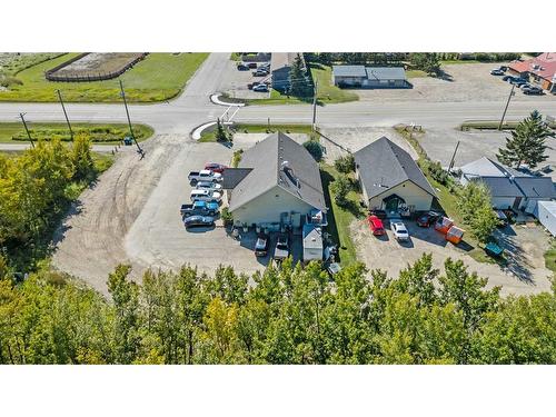 1916 10 Avenue, Rural Red Deer County, AB 