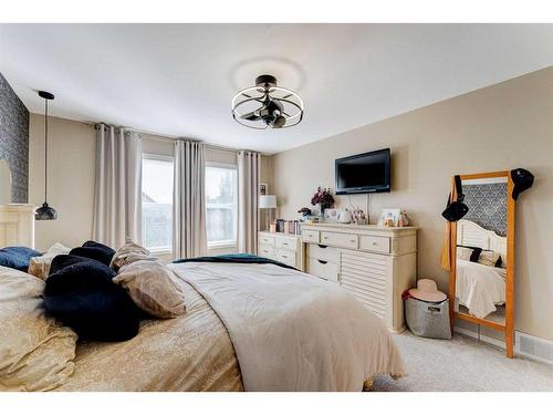 71 Copperfield Point Se, Calgary, AB - Indoor Photo Showing Bedroom