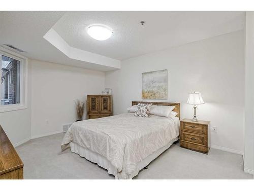 3141-1818 Simcoe Boulevard Sw, Calgary, AB - Indoor Photo Showing Bedroom