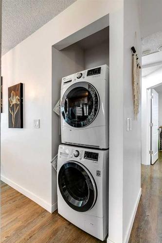 104 Mckerrell Crescent Se, Calgary, AB - Indoor Photo Showing Laundry Room