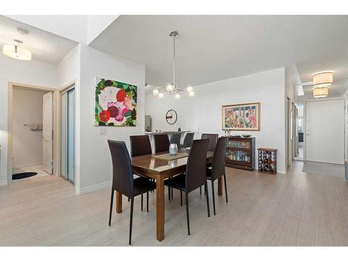 405-838 19 Avenue Sw, Calgary, AB - Indoor Photo Showing Dining Room