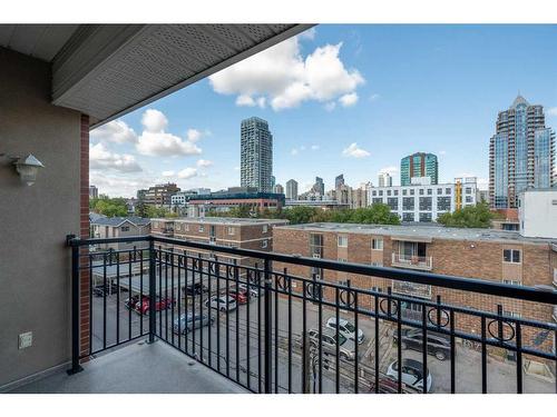 405-838 19 Avenue Sw, Calgary, AB - Outdoor With Balcony With Exterior