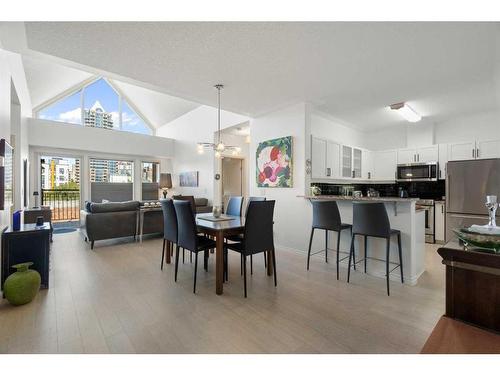 405-838 19 Avenue Sw, Calgary, AB - Indoor