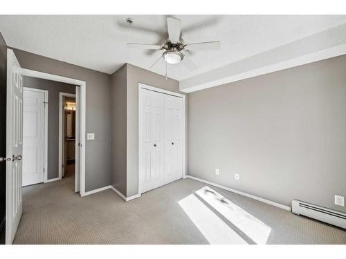 1228-2371 Eversyde Avenue Sw, Calgary, AB - Indoor Photo Showing Other Room