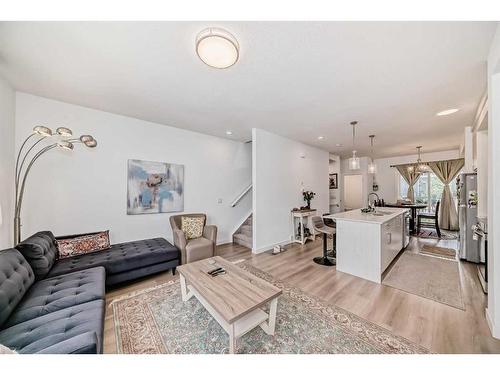 801-33 Merganser Drive West, Chestermere, AB - Indoor Photo Showing Living Room