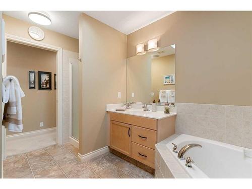 123 West Creek Meadow, Chestermere, AB - Indoor Photo Showing Bathroom