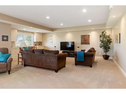 123 West Creek Meadow, Chestermere, AB - Indoor Photo Showing Living Room