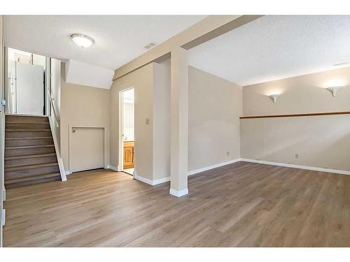 44 Sunhurst Place Se, Calgary, AB - Indoor Photo Showing Other Room