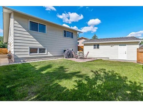 44 Sunhurst Place Se, Calgary, AB - Outdoor With Exterior