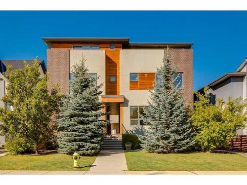 103-1921 27 Street Sw, Calgary, AB - Outdoor