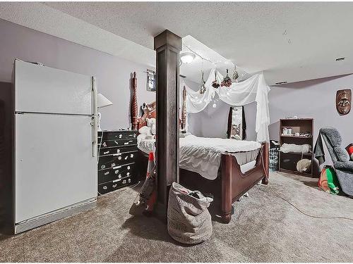 96 Beddington Circle Ne, Calgary, AB - Indoor Photo Showing Bedroom