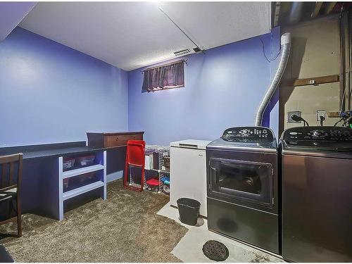 96 Beddington Circle Ne, Calgary, AB - Indoor Photo Showing Laundry Room