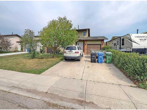 96 Beddington Circle Ne, Calgary, AB - Outdoor